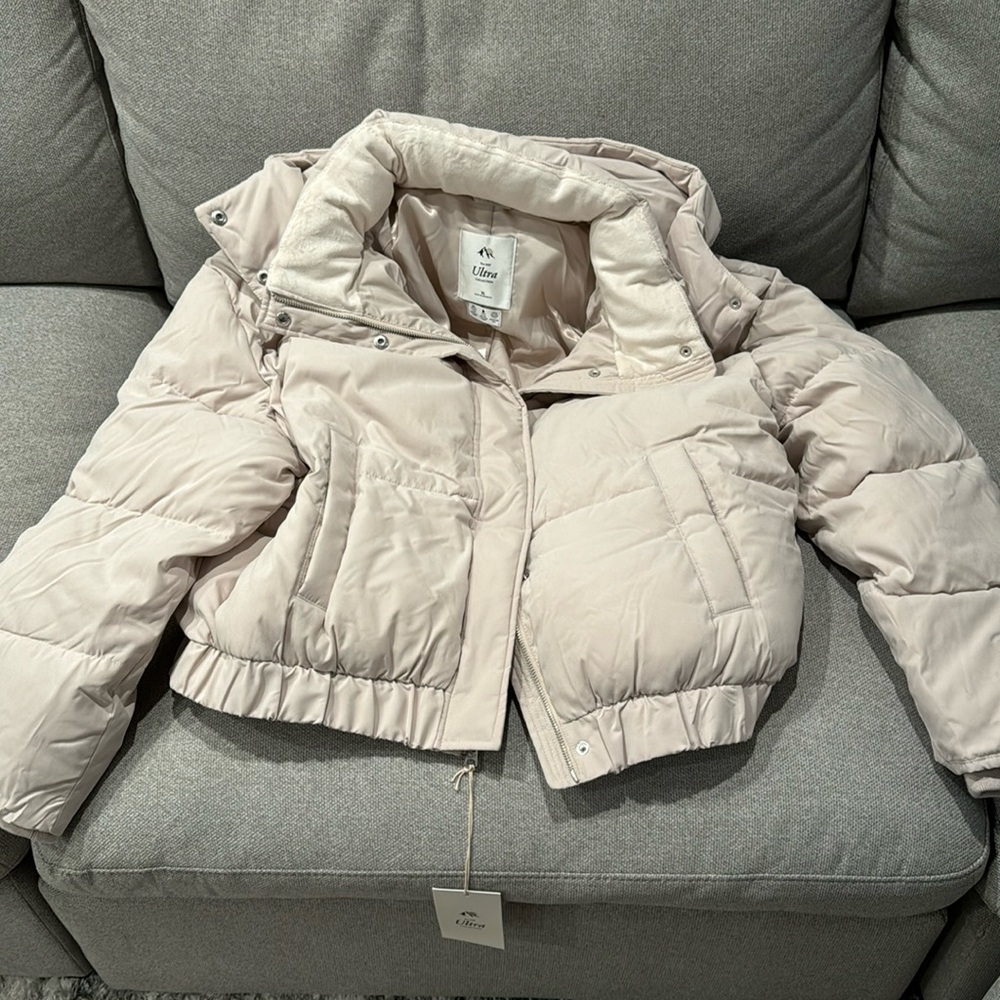Elegant Cream Puffer Jacket